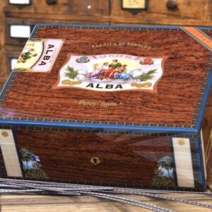 Kiste „Alba Bubinga“ mit 75 Zigarren – Elie Bleu