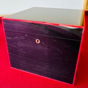 Schwarze Schatulle mit rotem Baguette, 110 Zigarren – Elie Bleu